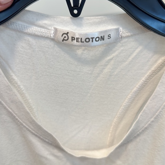 Peloton Razorback Tank - Picture 3 of 3
